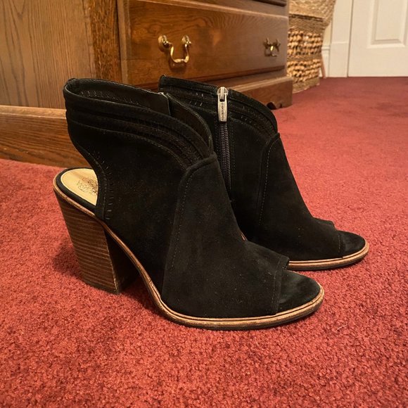 Vince Camuto Open Toe Block Heel Suede Sandals - Picture 3 of 5